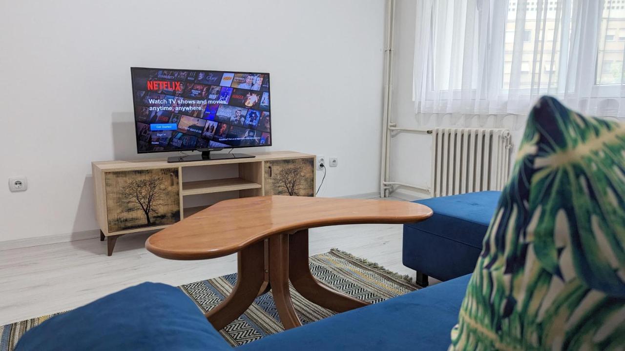 Main Square Apartment - Скопие Екстериор снимка