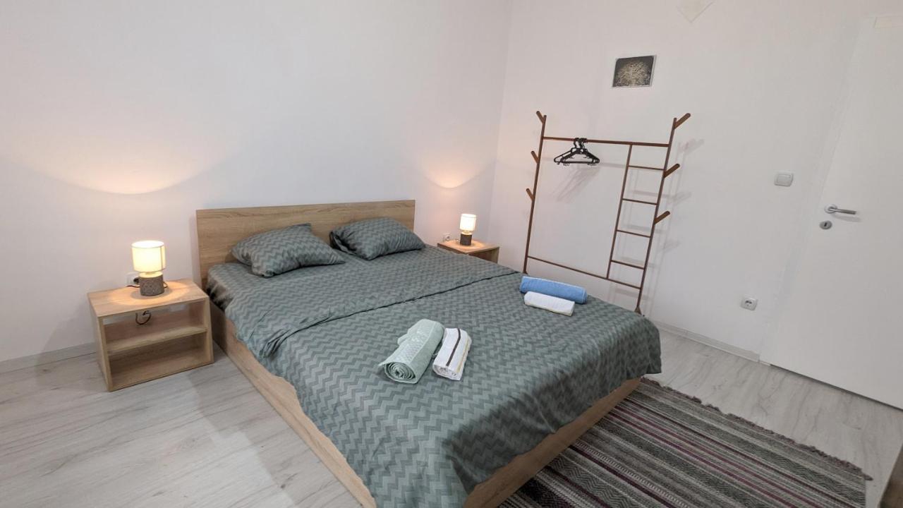 Main Square Apartment - Скопие Екстериор снимка